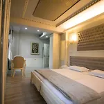 Hotel Lotus